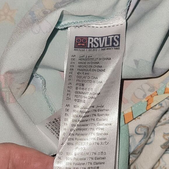 RSVLTS Bluey “Heeler Holiday” Men’s Christmas shirt 2XL NWT - Picture 10 of 11